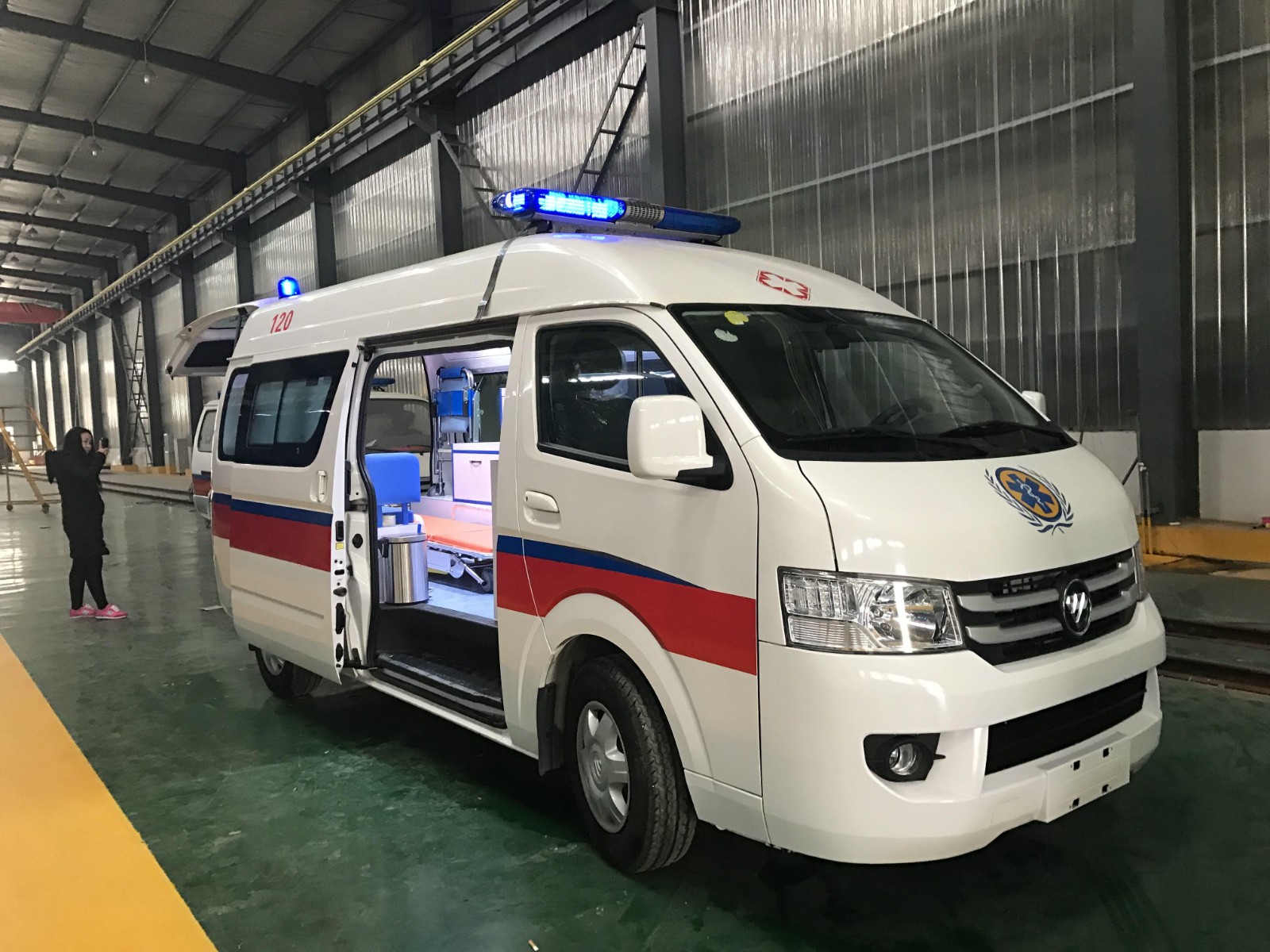 方正县救护车转院