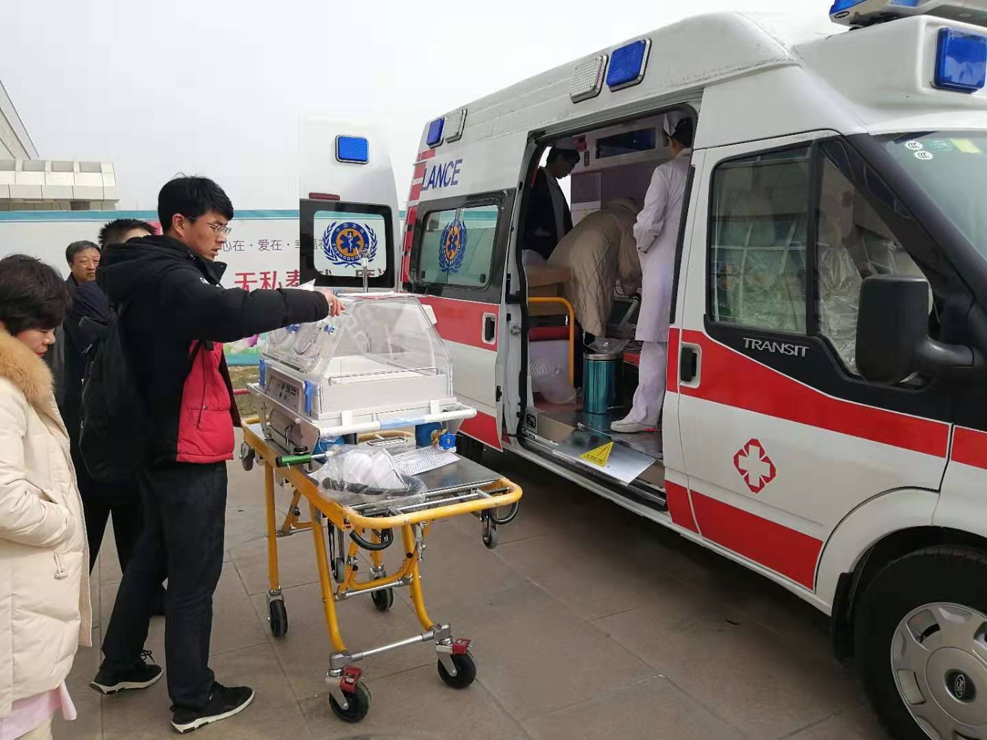 方正县救护车转院